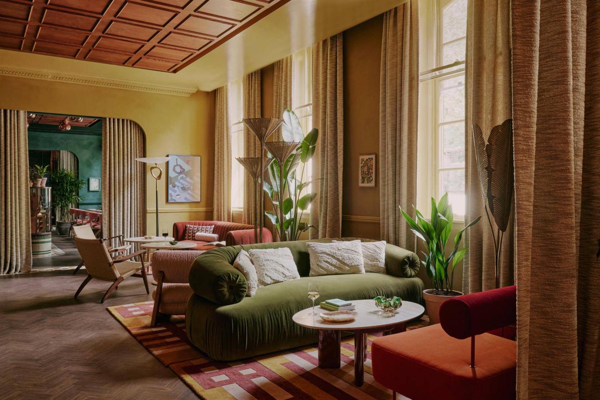 Ember Locke Kensington Hotel London Exterior photo