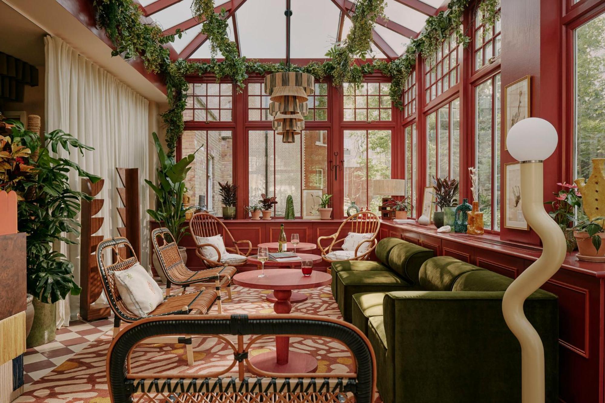 Ember Locke Kensington Hotel London Exterior photo