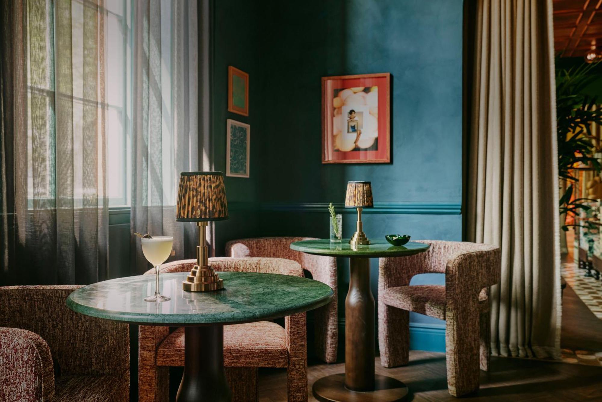 Ember Locke Kensington Hotel London Exterior photo