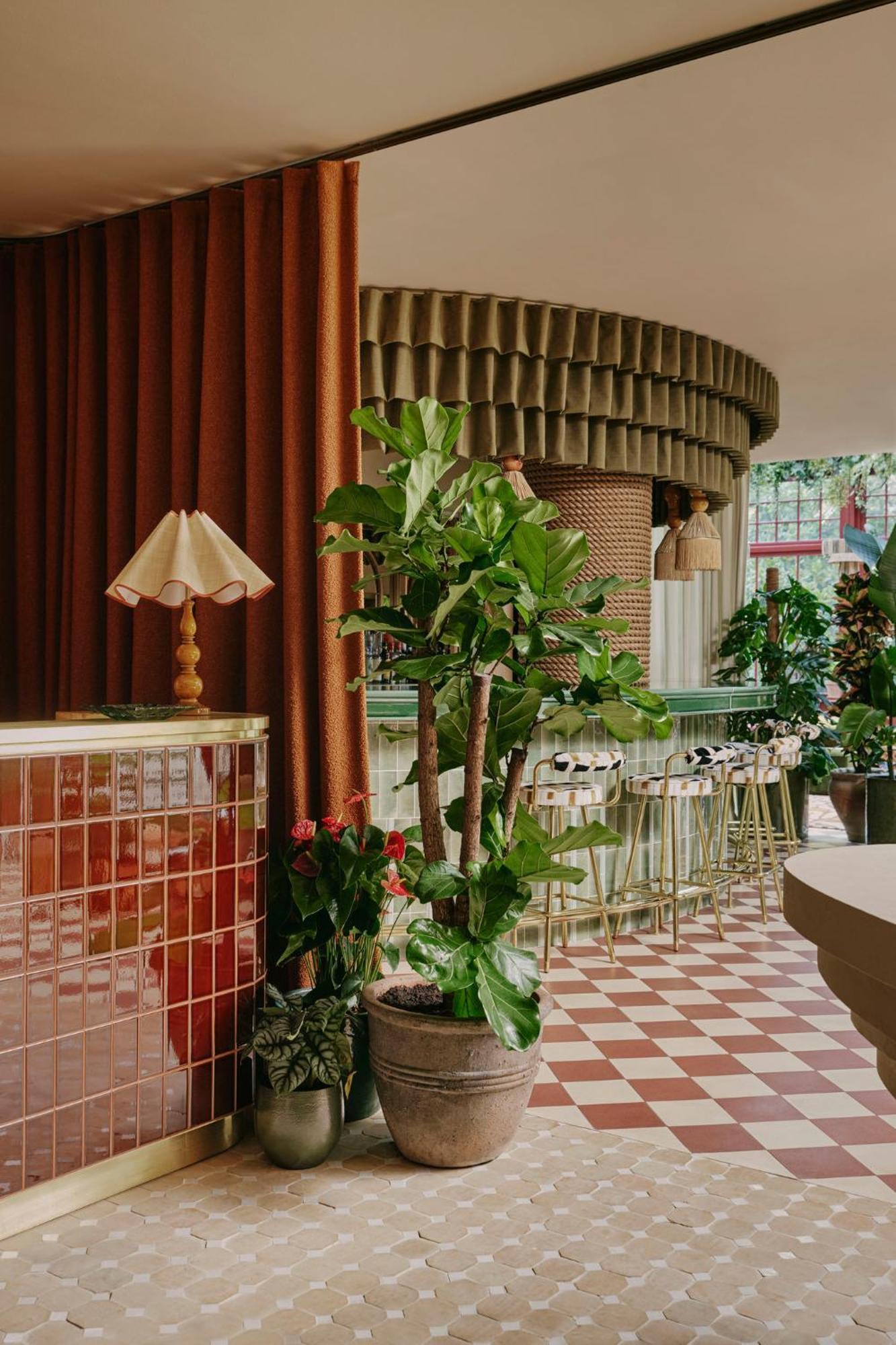 Ember Locke Kensington Hotel London Exterior photo